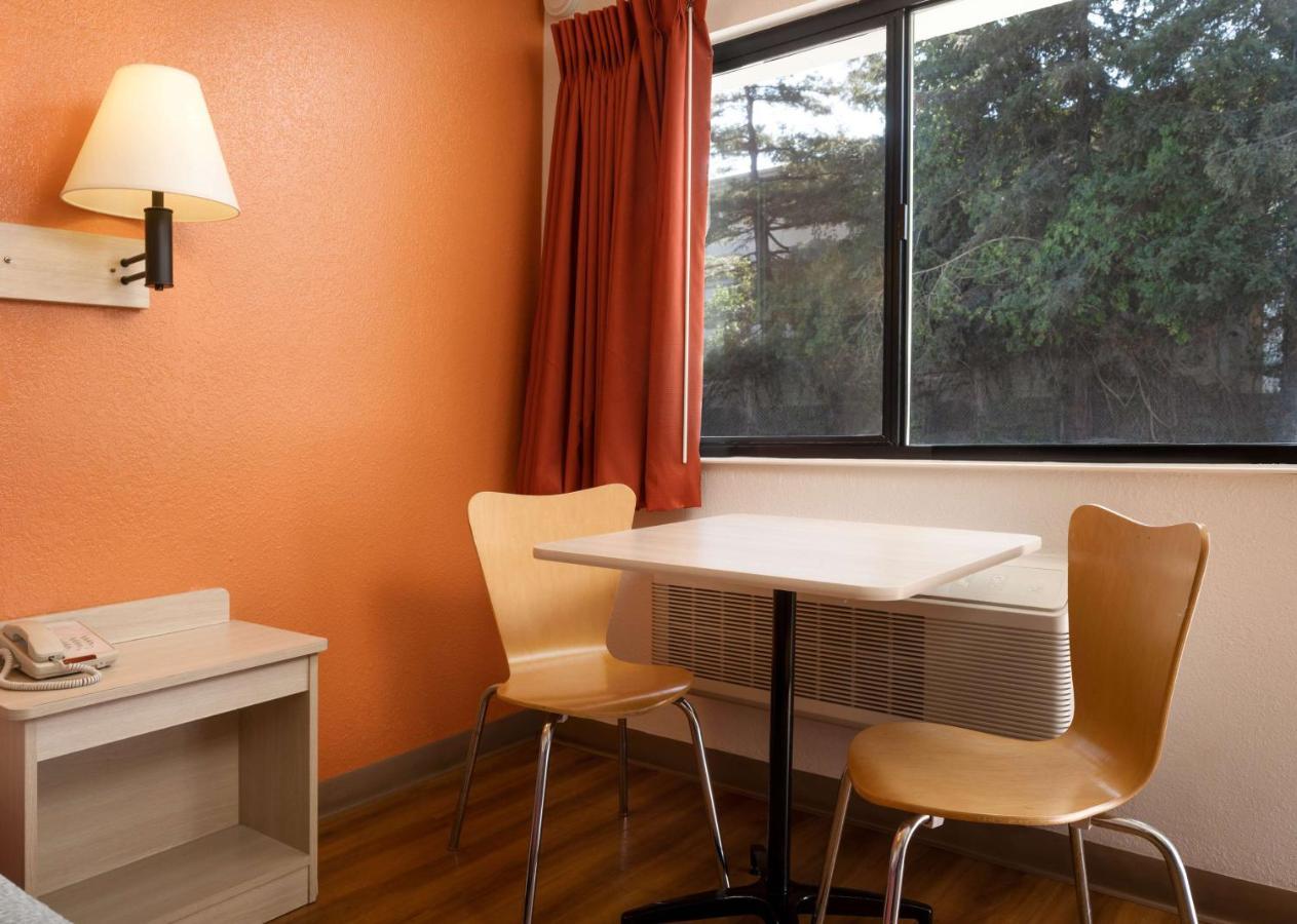 Motel 6-San Luis Obispo, CA - North Buitenkant foto