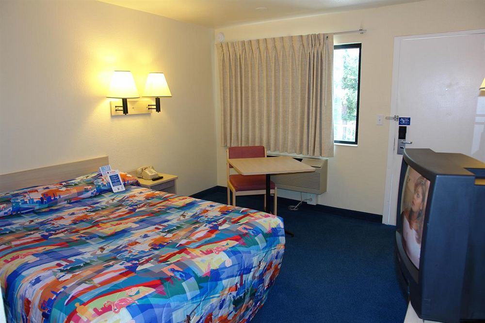 Motel 6-San Luis Obispo, CA - North Buitenkant foto