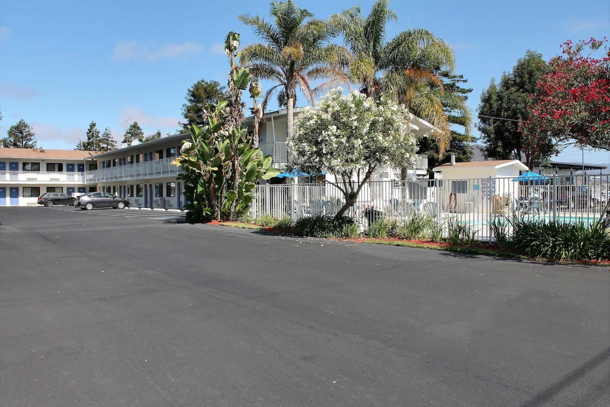 Motel 6-San Luis Obispo, CA - North Buitenkant foto